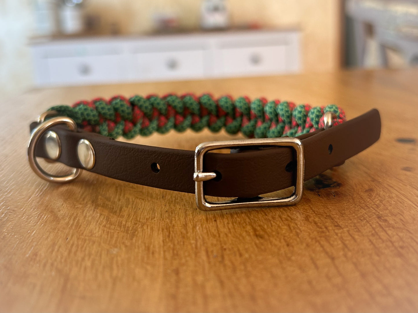 SmallShark Paracord Collar