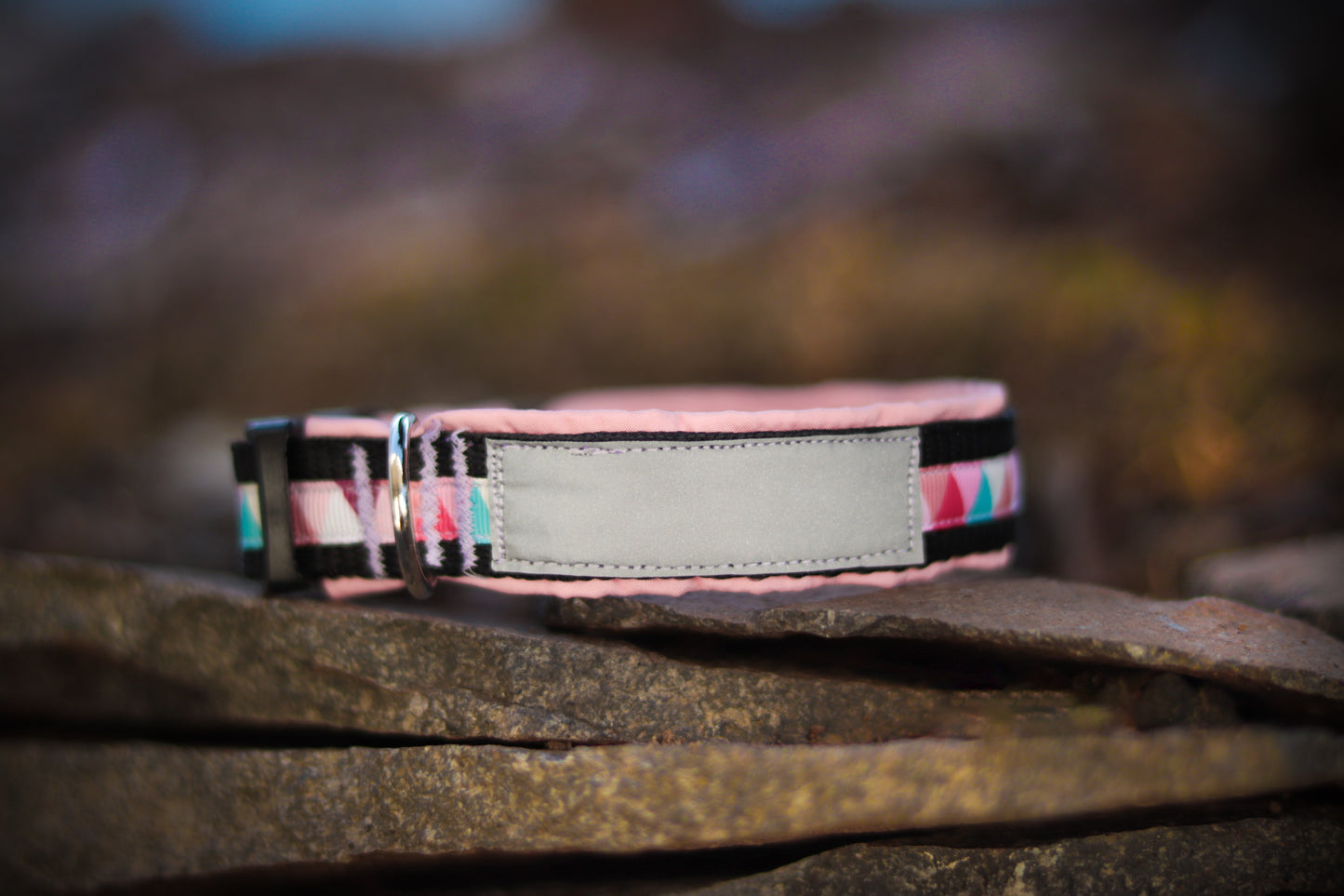 TrianglePink Collar