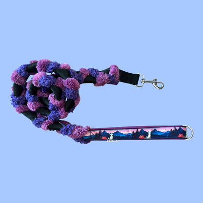 Furry Fleec Leash Meadly